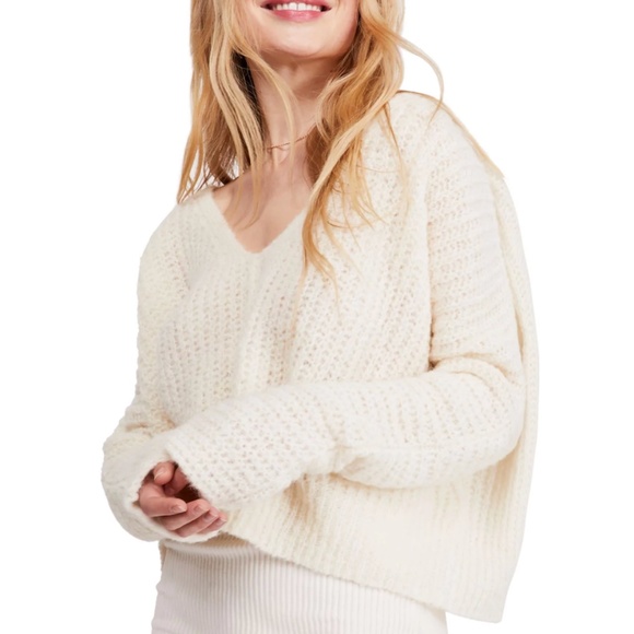 Free People Sweaters - Free People Moonbeam V-Neck Sweater Alpaca Blend LARGE PRICE FIRM NO OFFERSSS